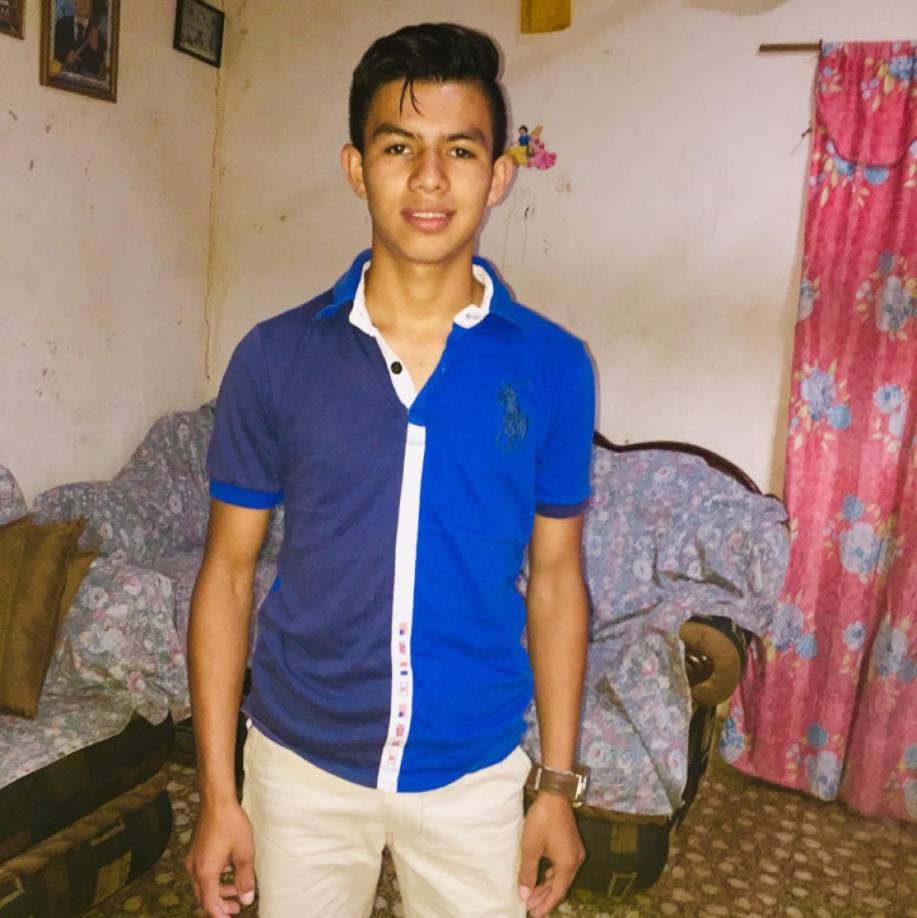 Al igual que Josué, Alex Osmar también logró escapara al impacto de la súbita tormenta y dice que fue gracias a que su esposa le advirtió que había una alerta por tornado.