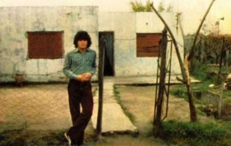 'Yo crecí en un barrio privado de Buenos Aires. Privado de luz, de agua, de teléfono', explicó Maradona sobre sus orígenes en Fiorito.<br/><br/>'Yo no soy ningún mago: los magos son los que están en Fiorito porque viven con mil pesos al mes', otra sobre su barrio.