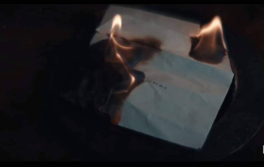 3. La carta para Jonas:<br/>La carta que aparece quemándose en el tráiler de la 3 temporada es quizás, la indicaba al Jonas grande que no salvará a Martha. Entonces al parecer Noah joven la quema, para evitar que Adam mate que Martha y se rompa un ciclo.<br/>