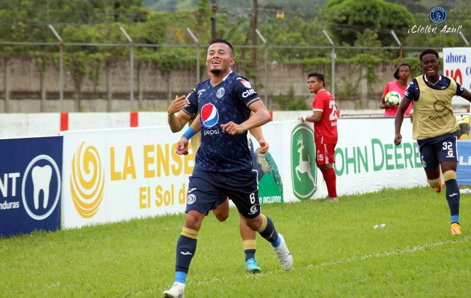 La felicidad de Walter Martínez tras anotar el gol del tirunfo del Motagua ante Real Sociedad en el estadio Francisco Martínez Durón de Tocoa.