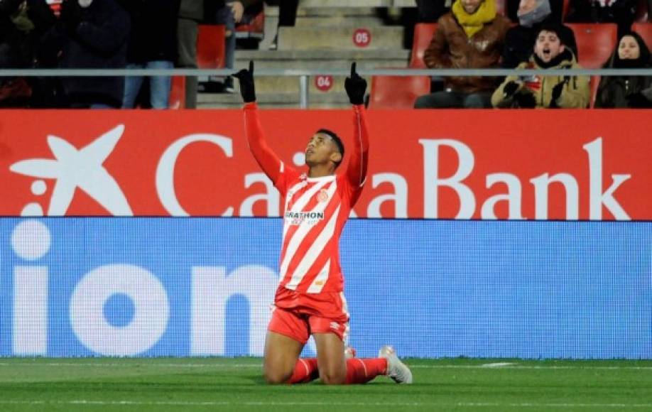 Antony 'Choco' Lozano: El delantero hondureño podría terminar la temporada con el Girona de la primera división luego de que ha tenido buenas actuaciones en la Copa el Rey en donde inclusive le anotó al Atlético de Madrid.