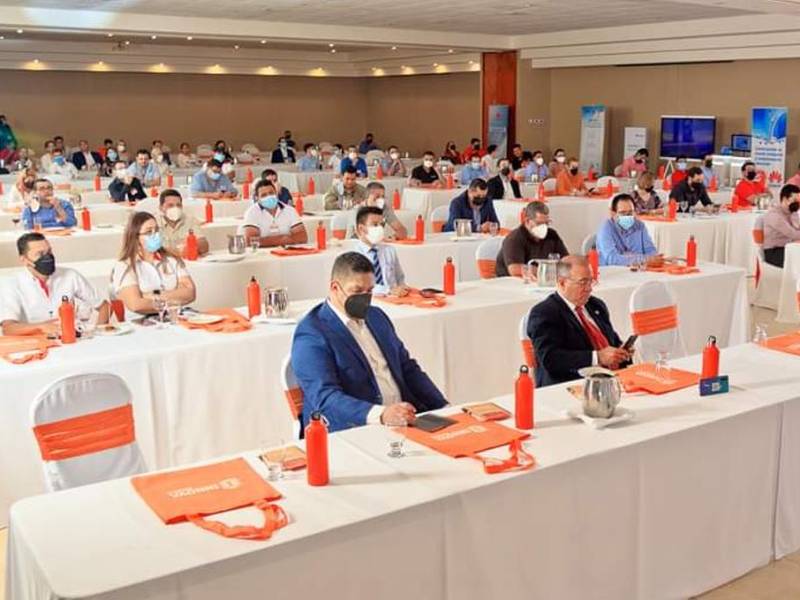 Lanzan plataforma de negocios con alianza de Huawei e Innova Solutions