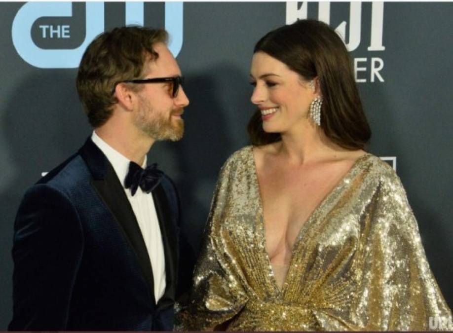 Sea cierto o no, Anne Hathaway y su esposo Adam-Shulman viven felices y con matrimonio discreto, recién acaban de anunciar el nacimiento de su segundo hijo.