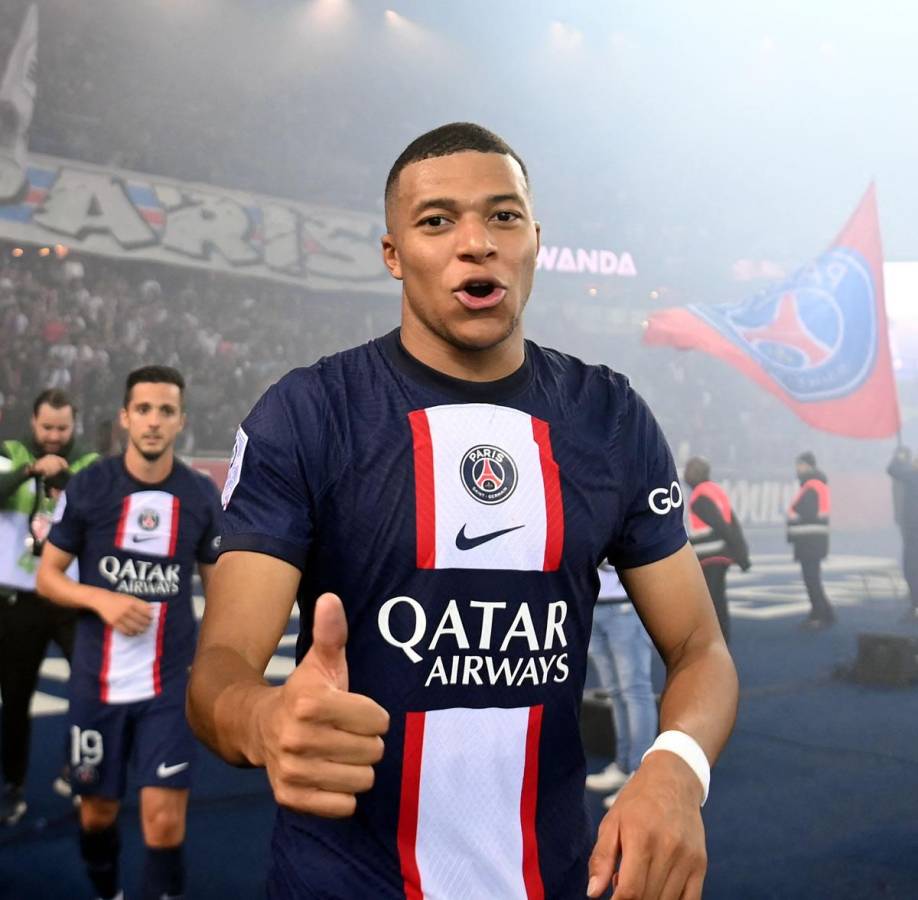 Kylian Mbappé celebró el triunfo del PSG contra el Marsella.