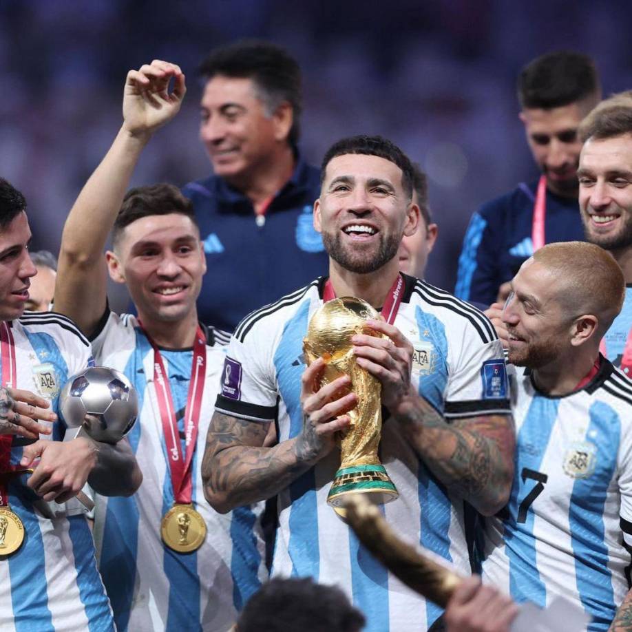 Y continuó: “Desde ese momento, a los dos años, me contactaron con una abogada para hacer un acuerdo para que me empiece a pagar un departamento y una cuota de alimentos”.