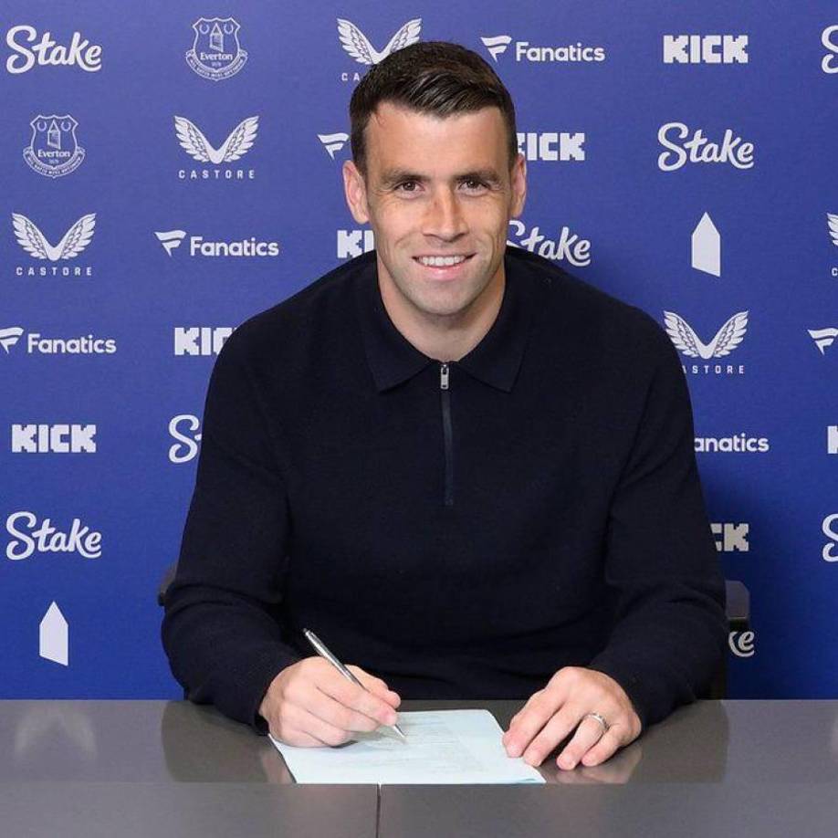 OFICIAL / El Everton confirma que su capitán, Seamus Coleman, renovó su contrato por una temporada más.