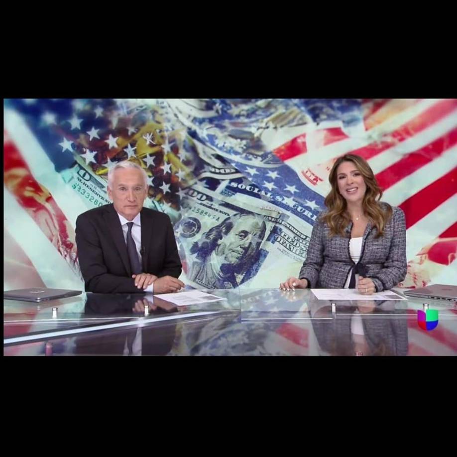 Hoy se despide de la pantalla de @uninoticias un gran compañero, mentor y amigo: @jorgeramosnews. Tuve el honor de conocerte cuando hice mi primer internship. Recuerdo como con pena me acerque al set de @aquiyahorashow a pedirte una foto. Como siempre, muy accesible, amable y generoso con tu tiempo, dijiste que si. (Ver la última foto)