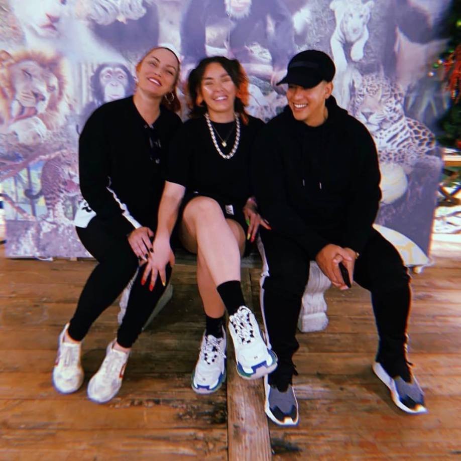 La expareja también solía publicar bastante los momentos con su hija menor, ya que es la más abierta a las redes sociales y la que le encanta posar. Por lo tanto, es una incertidumbre saber si ella está de lado de alguno o si se mantiene al margen de las decisiones que tomaron. 