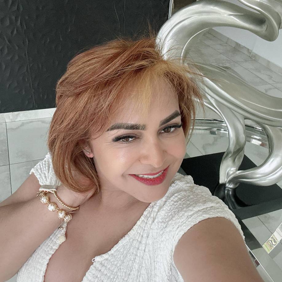 La polémica política en el podcast “2Que3” contó su experiencia como miembro del Partido Anticorrupción con Salvador Nasralla a la cabeza.