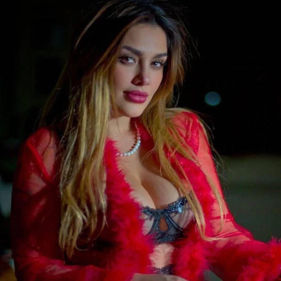 <a rel="nofollow" href="https://www.instagram.com/vanda.barbie1/?utm_source=ig_embed&amp;ig_rid=89eb926f-c0ad-426e-bdae-93de0175bc13#">vanda.barbie1</a> es la cuenta de Instagram de la chica.