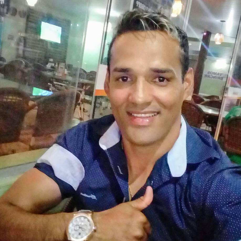 Everaldo Ferreira tuvo un retiro prematuro por la falta de oportunidades acompañado de lesiones, terminó jugando en un club de su ciudad en un torneo regional, pero eso ahora es pasado y se enfoca en su presente.