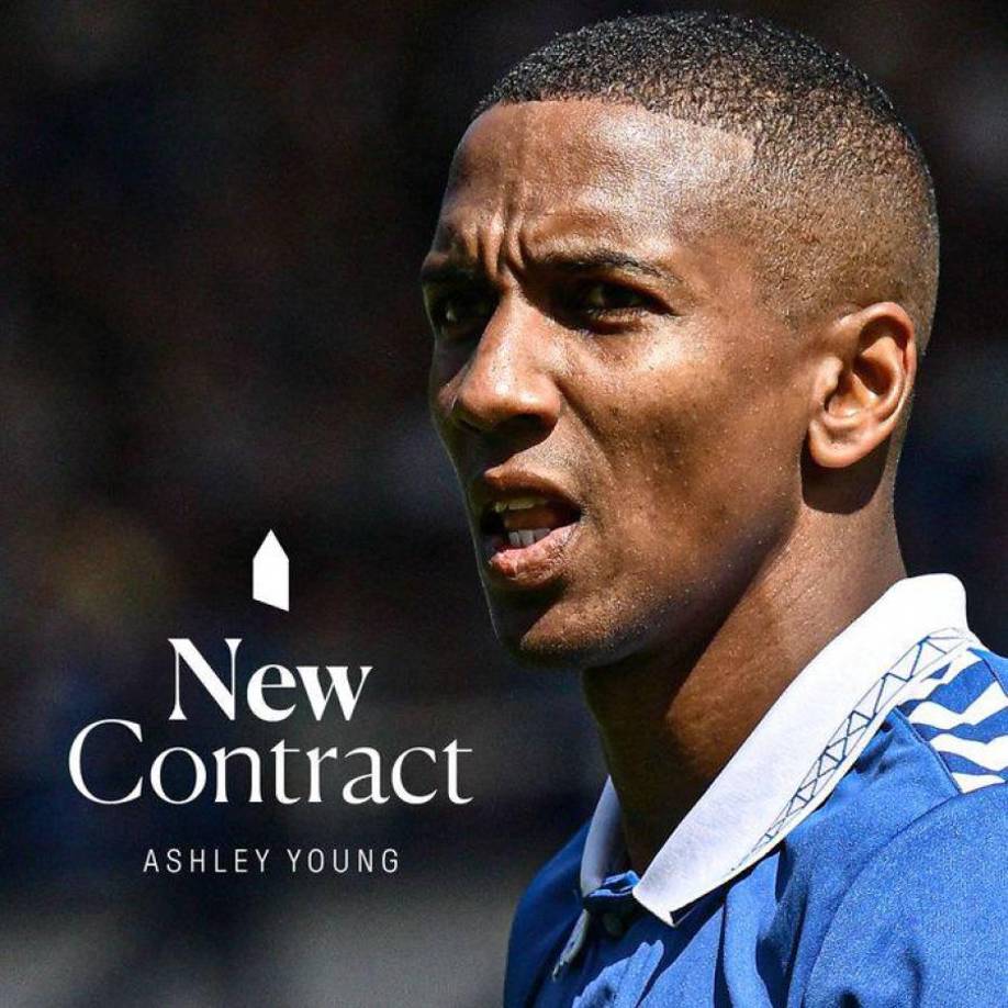 OFICIAL / Ashley Young, ex jugador del Manchester United renueva su contrato hasta 2025 con el Everton.