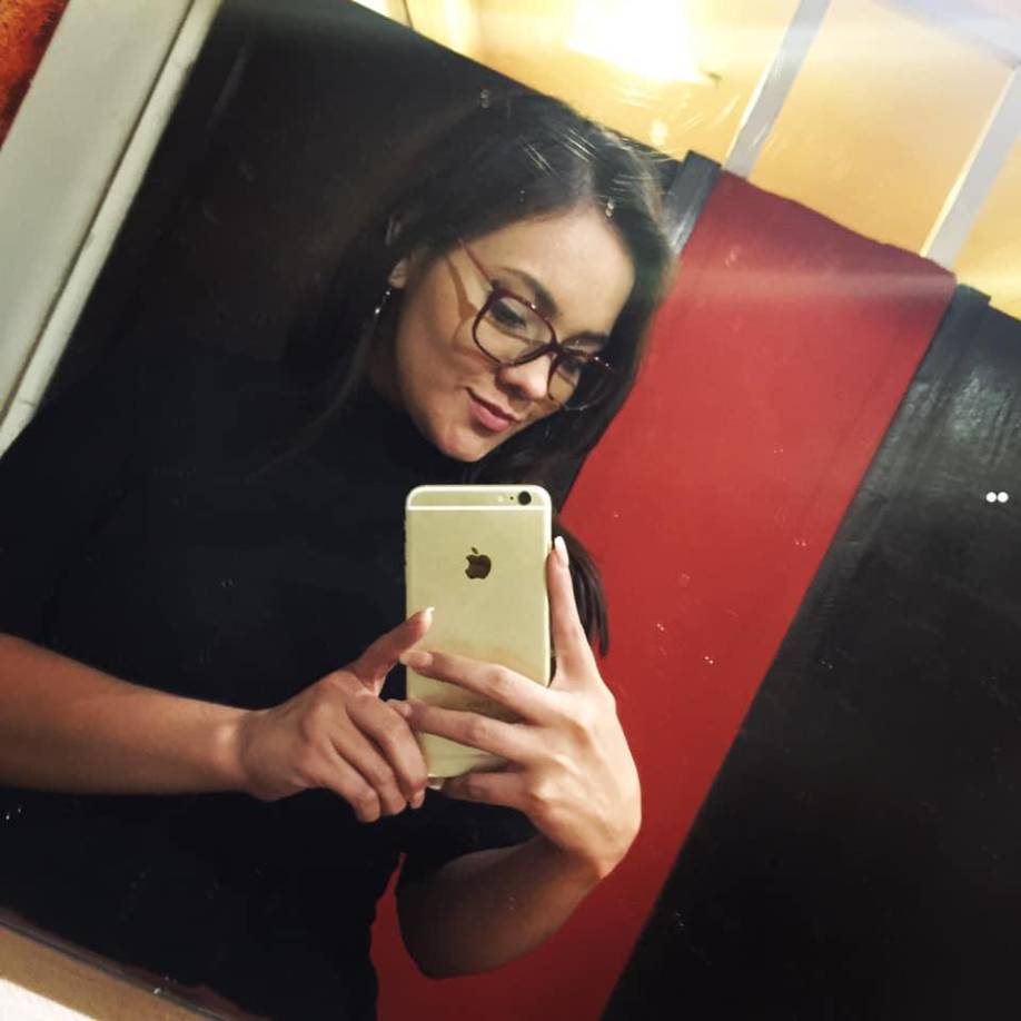 “Amiga de mi alma que mala noticia que descanses en Paz. Te nos adelantaste, fuiste a todo dar. Bien carismática, alegre; te llevare en mi mente y corazón por siempre”, lamentó uno de sus amigos.