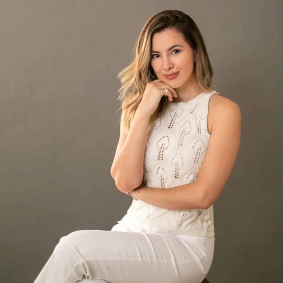 Kary Correa: Periodista deportiva de México.