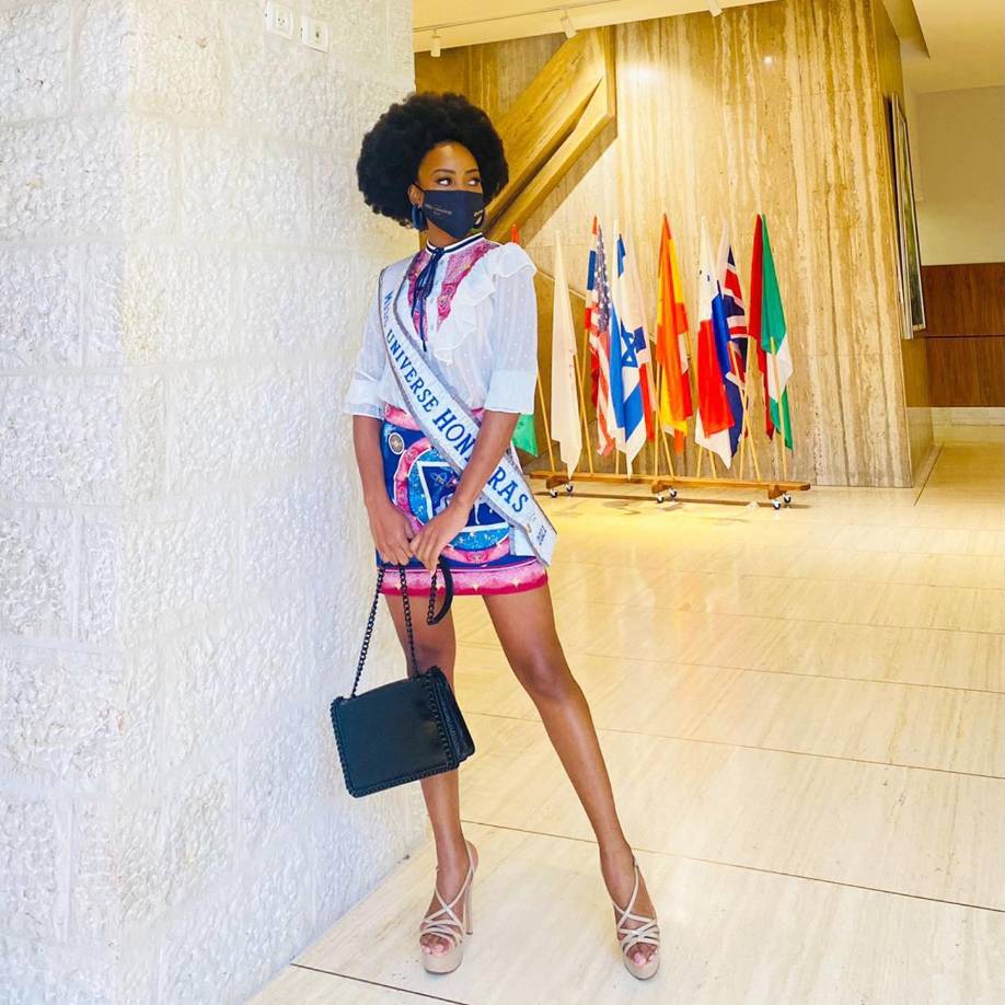 Como parte de su agenda, la bella Miss Honduras ha participado en varias actividades. 