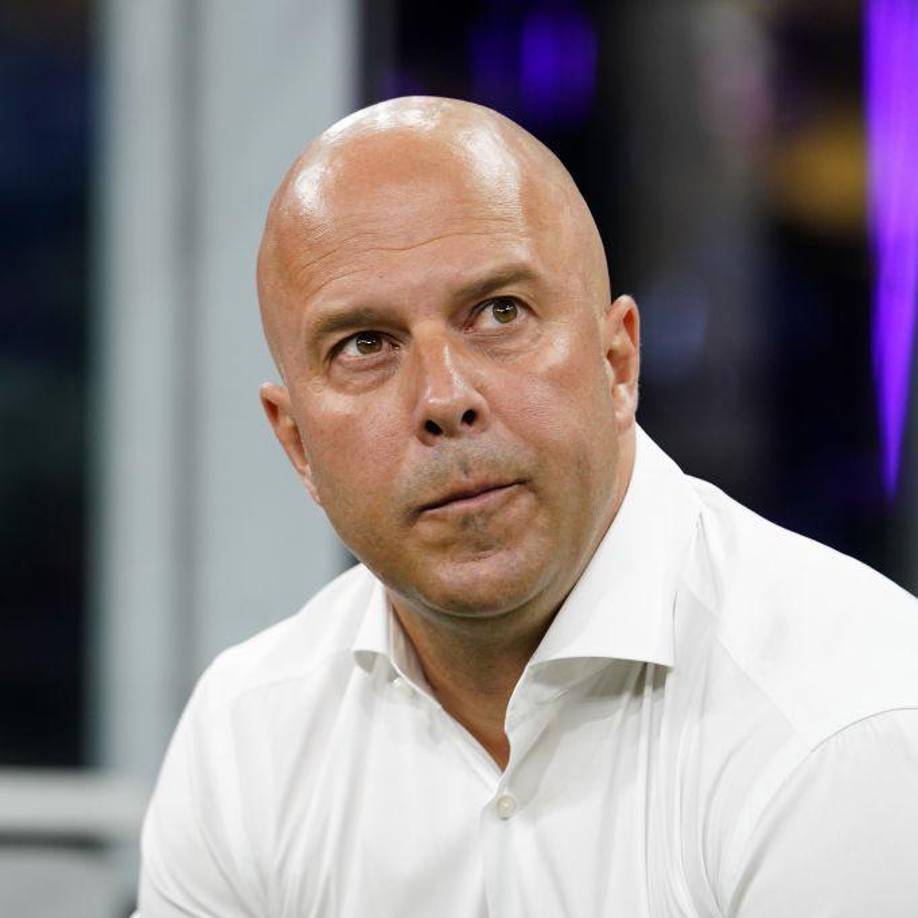 Por su parte, Arne Slot, entrenador del Liverpool dijo: “¿El futuro de Mo Salah? He dicho muchas veces que no comento contratos. Lo único que puedo decir es... si miro mis alineaciones, ¡Mo Salah está más dentro que fuera!. No creo que haya ninguna distracción para él, para los jugadores y definitivamente no para mí”.