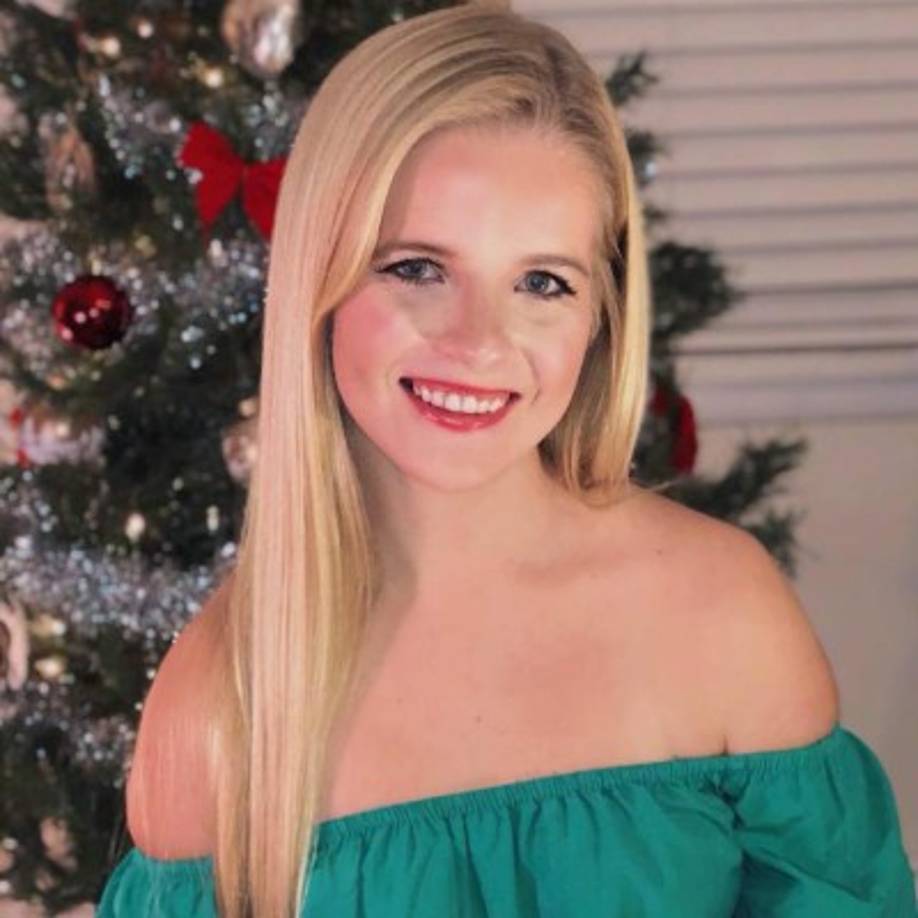 Ally, de 21 años, cursaba la carrera de Marketing en la Escuela de Negocios de la Ole Miss.