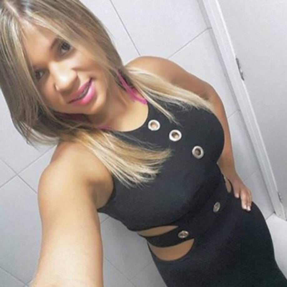 La mujer albañil no tiene nada que envidiarle a ninguna modelo.