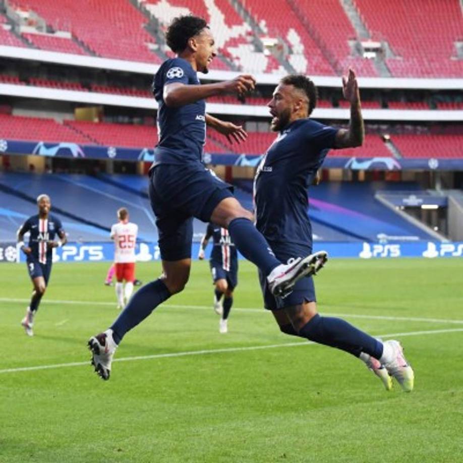 El festejo entre Marquinhos y Neymar.