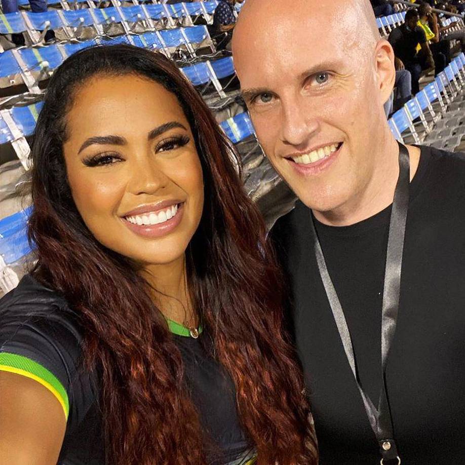 Además de eso, se centró en proyectos personales como su newsletter o su podcast llamado “Futbol with Grant Wahl”.