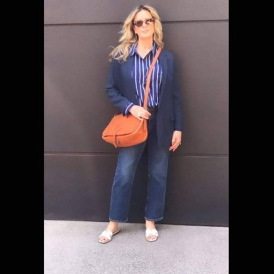 A la modelo se le relacionó años atrás con el cantante español Miguel Bosé, sin embargo, ambos han confirmado que solo los une una bonita amistad.