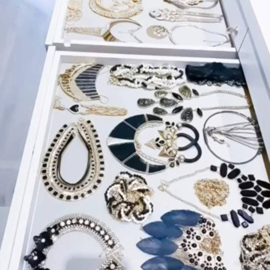 Ella también tiene a su alcance todos los tratamientos de belleza más exclusivos para mantener esa piel jovial que la caracteriza.<br/><br/>