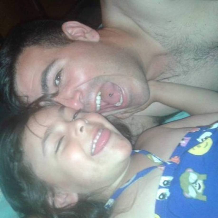 Turcumán tenía una hija y, según sus familiares, su esposa sentía celos enfermizos hacia ella.