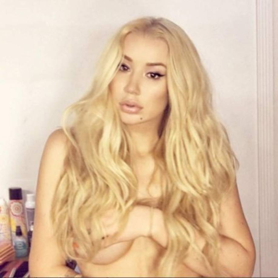 Iggy comparte fotos de infarto con sus más de 10 millones de seguidores en Instagram.