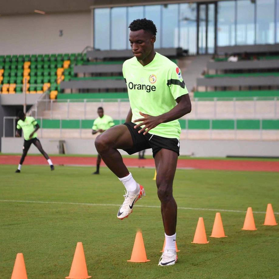 Nico Jackson llegó para esta campaña proveniente del Villarreal de la Liga Española.