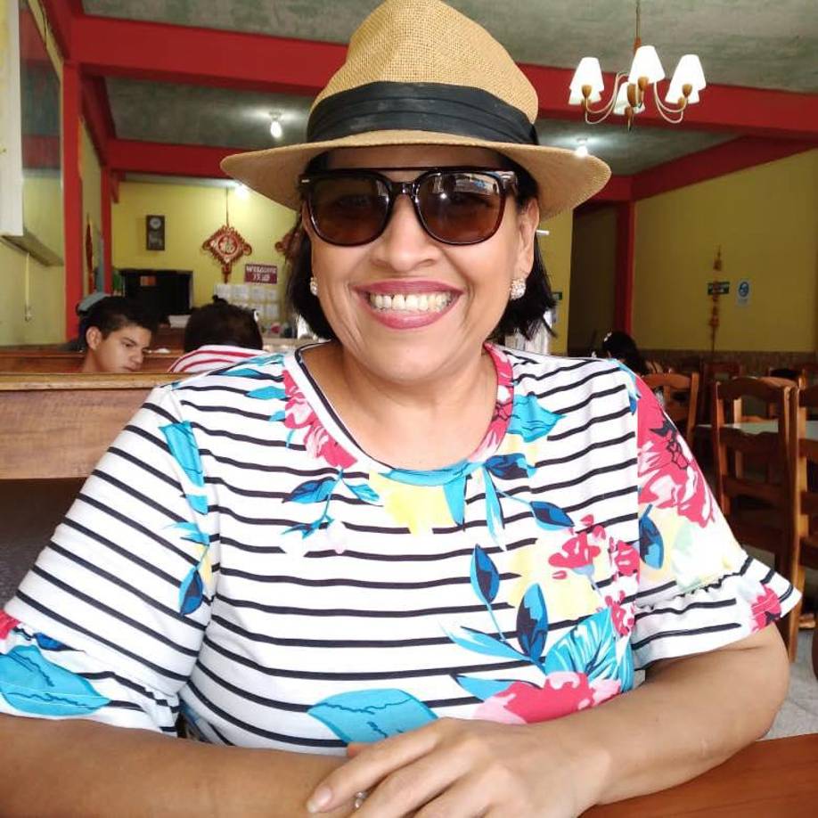 La profesora comenzó a tener problemas de salud a inicios de años y por complicaciones derivadas de este mal, murió este jueves 1 de agosto.