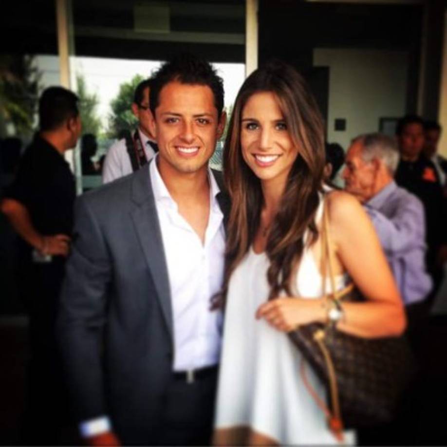 Lucía Villalón - Esta fue, sin duda, una de las relaciones más sonadas del delantero mexicano.