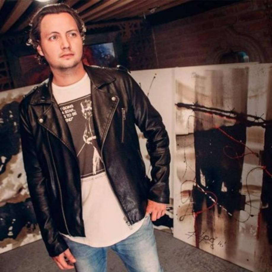 Sonny Morán<br/><br/>Si quiere llevar a su pareja a disfrutar, este viernes y sábado, el intérprete sampedrano estará en Mario’s Steak House en barrio Río de Piedras con lo mejor de la música romántica para las damas que asistan al lugar.