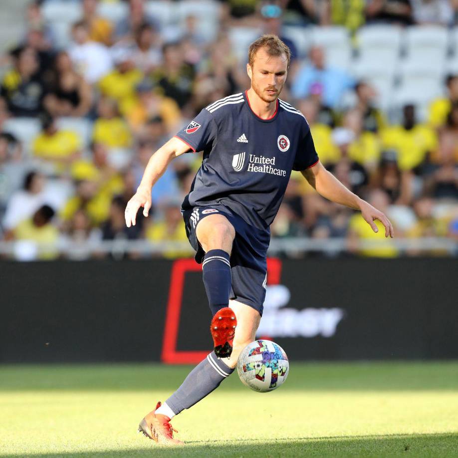 Henry Kessler - El defensor estadounidense fue elegido para el 11 ideal tras el empate que sumó su equipo el New England Revolution (0-0) en el campo del Columbus Crew.