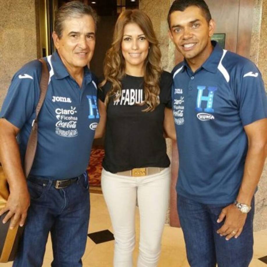 Lucía también es manager del 'Lobo' Guevara, quien es el actual asistente técnico de Jorge Luis Pinto en la Selección de Honduras.