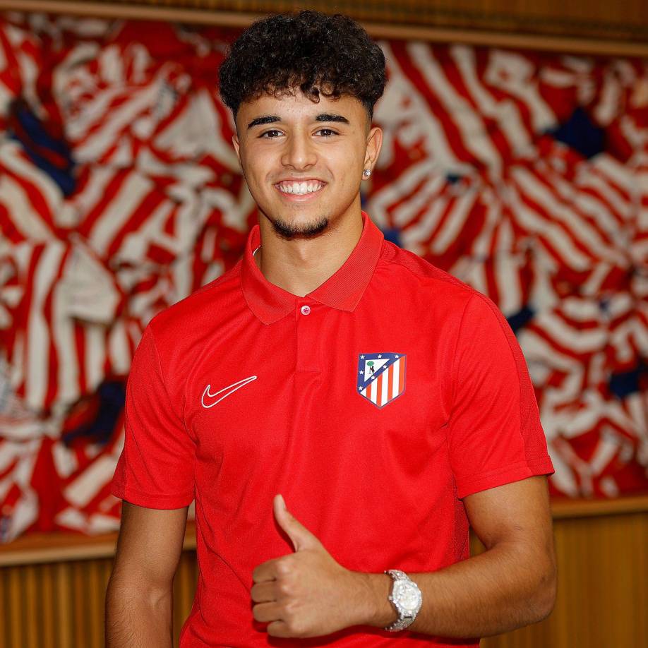 OFICIAL: Diego Guerrero ficha por el Atlético. Llega procedente del Colonia Moscardó y se compromete hasta 2026 con los rojiblancos y reforzará al filial.