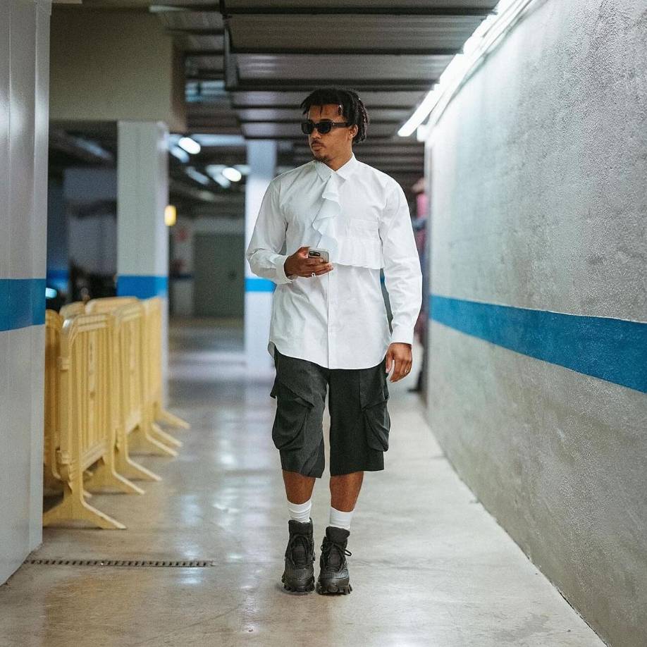 Así son los looks más atrevidos que ha usado Jules Koundé, futbolista francés del FC Barcelona.