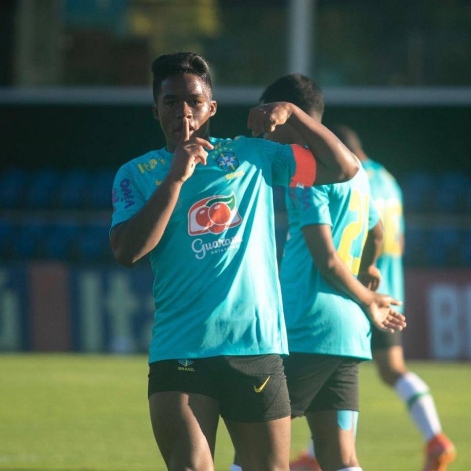 La selección brasileña también está pendiente del ariete, con quien aspira contar para intentar ganar el Mundial sub-20 que se disputará en Indonesia entre mayo y junio.