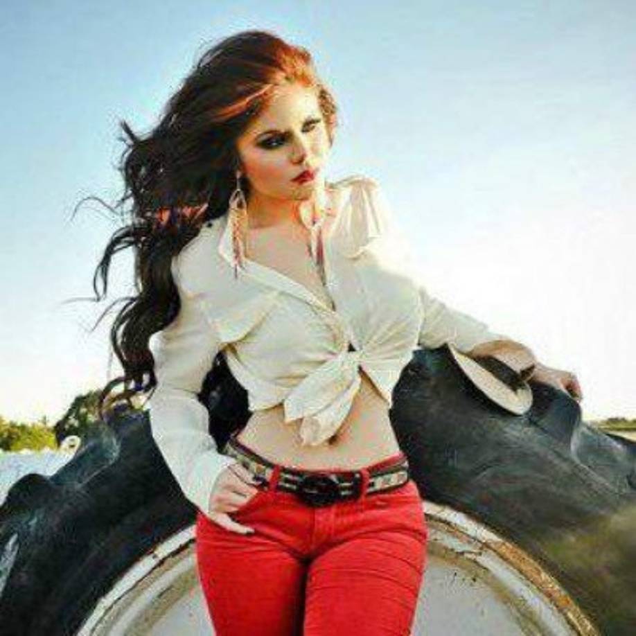 Rubí se separó luego del Canelo y regresó a Estados Unidos para continuar con su carrera de modelaje.