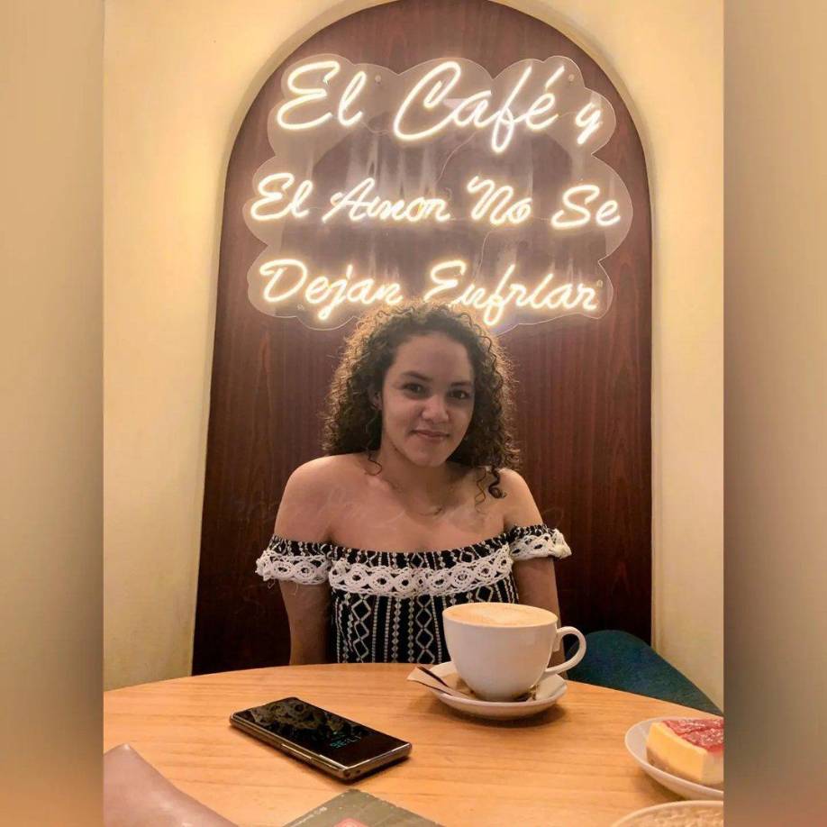 El cuerpo de Isis Daniela fue trasladado a la morgue judicial de la capital de Honduras y luego entregado a sus familiares.