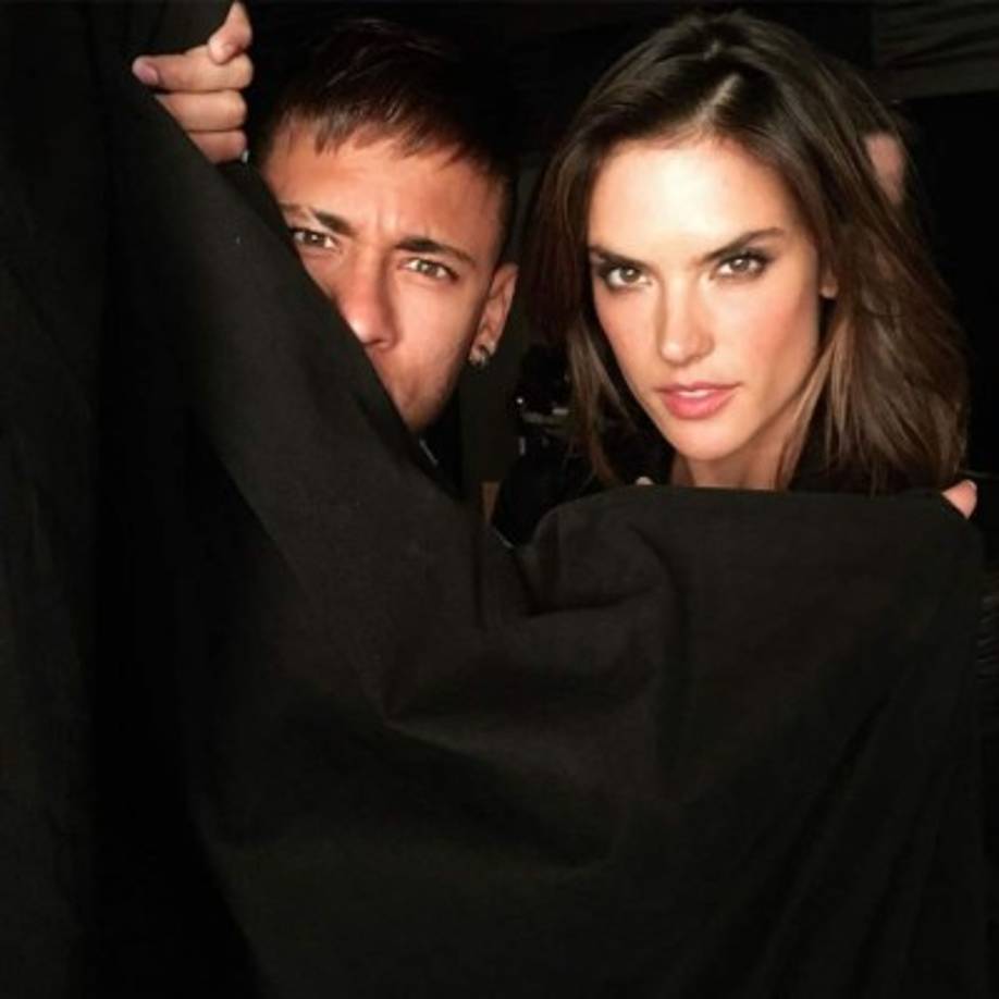 Alessandra Ambrosio y Neymar se conocen ya hace un tiempo.