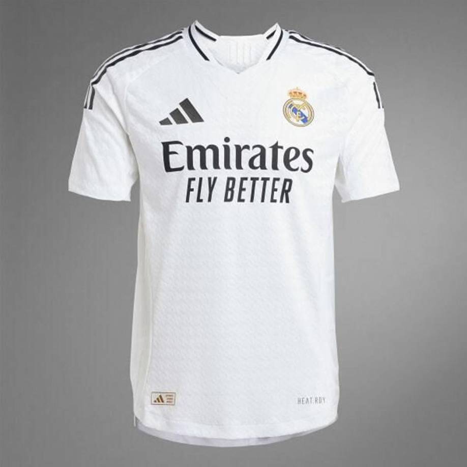 El club blanco anunció el lunes el fichaje del capitán de Francia por las cinco próximas temporadas, pero por el momento no puede plasmar su nombre en las camisetas ya que Mbappé tiene contrato con el PSG hasta el 30 de junio.