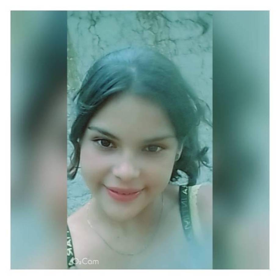 La Policía Nacional detuvo a una persona para investigación, esperando esclarecer las circunstancias que llevaron a este fatal destino para Iris y Daniela. Hipótesis iniciales apuntan a una posible venganza. “Sí, hubo problemitas, pero no quiero hablar de eso”, dijo la pariente de ellas dos.