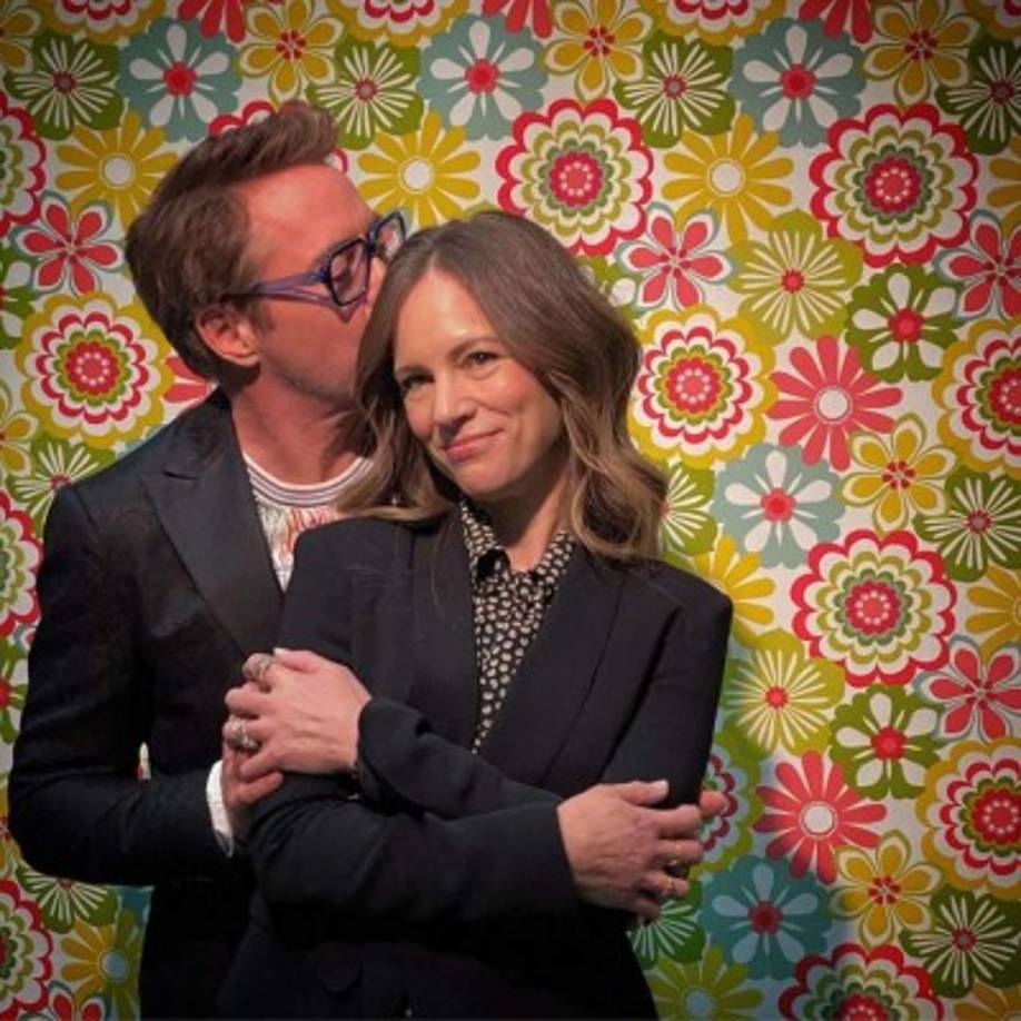 Robert Downey Jr. presumio a su esposa, Susan Downey, con quien tiene dos hijos. 'Este Día de la Madre, honremos más que nunca a las mujeres que crían a los niños que heredan la Tierra', escribió el actor de Avengers.
