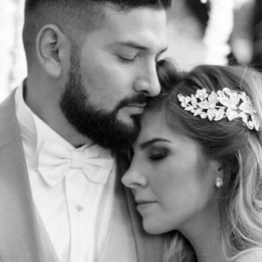 Después de todo él terminó siendo mío, diosesamor#diosesbueno, escribió en esta foto.