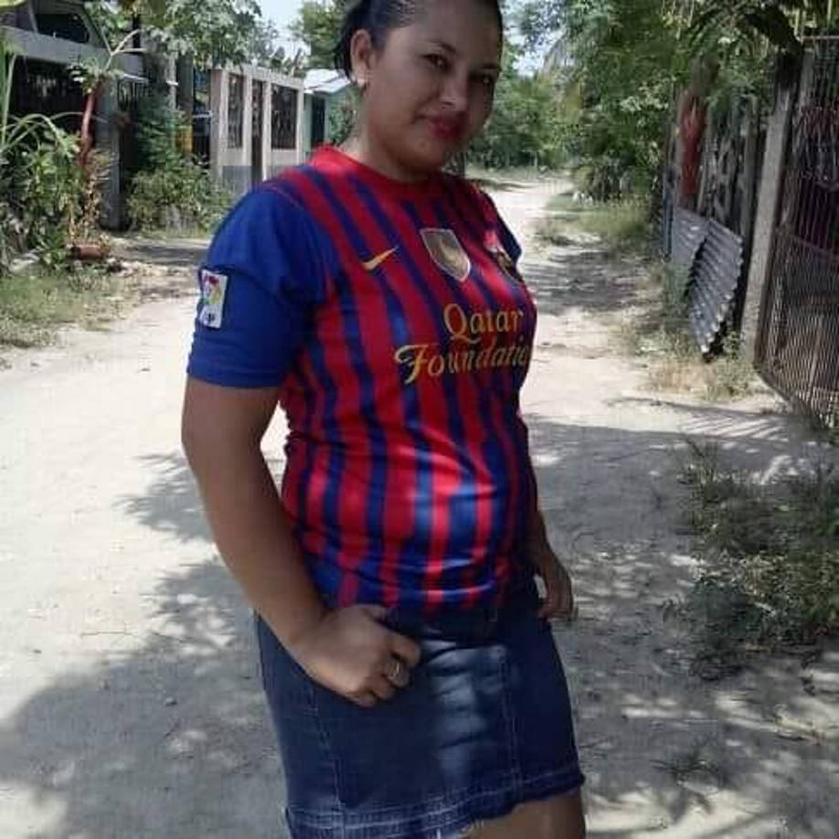 ¿Qué le dijo ella? “Que gracias a Dios se le habían abierto esta puerta. Ella estaba desempleada desde junio”.