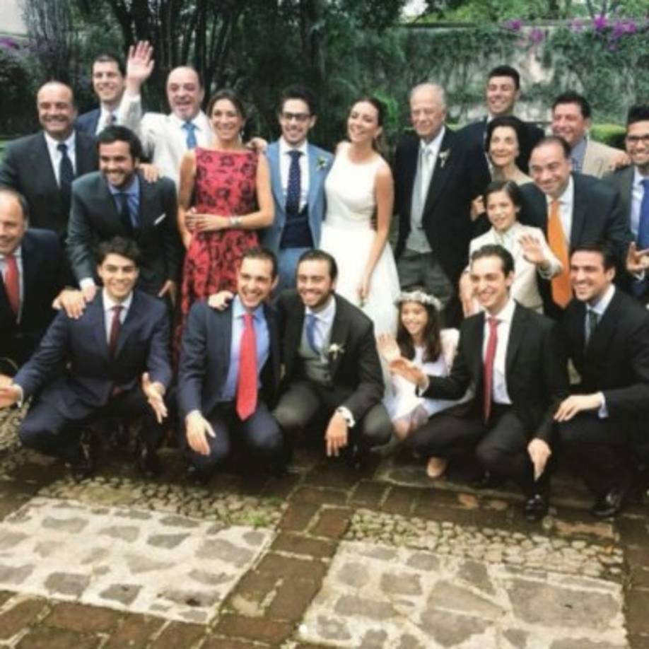 Con una leyenda en la carta del menú, los novios pidieron a sus familiares y amigos etiquetar las fotos de la boda con el hashtag #robyre.