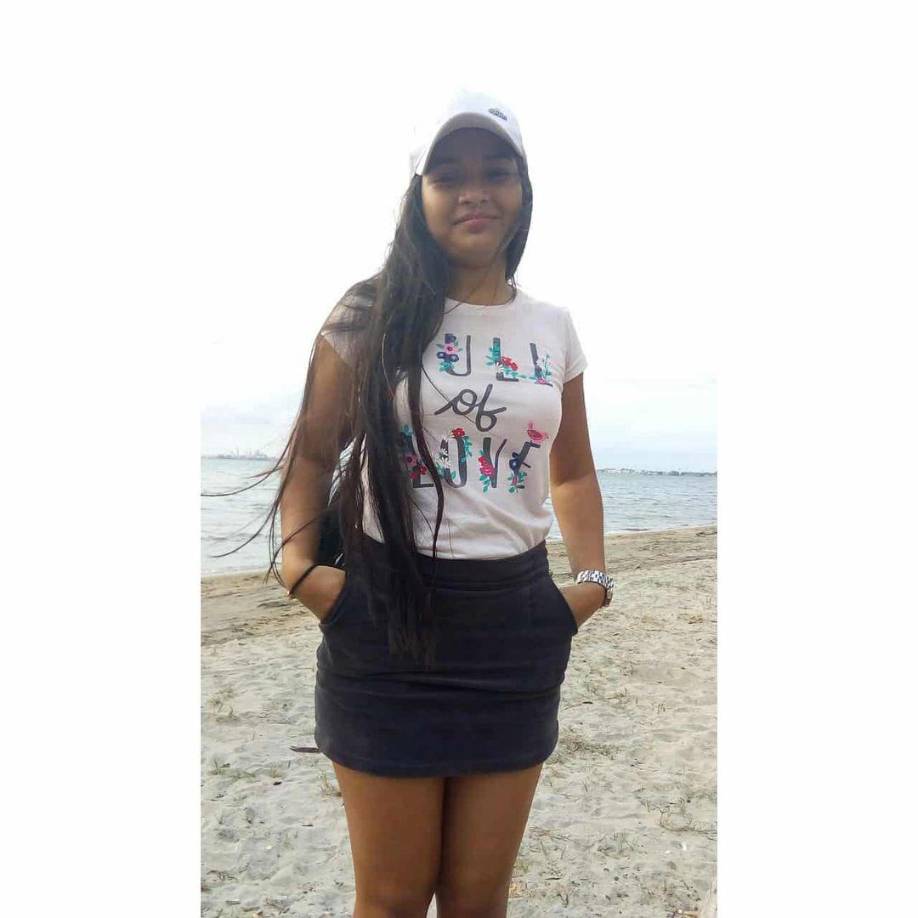 ”Nos dijeron que había que trasladarla al Catarino y cuando venía en la ambulancia murió”, detalló. 