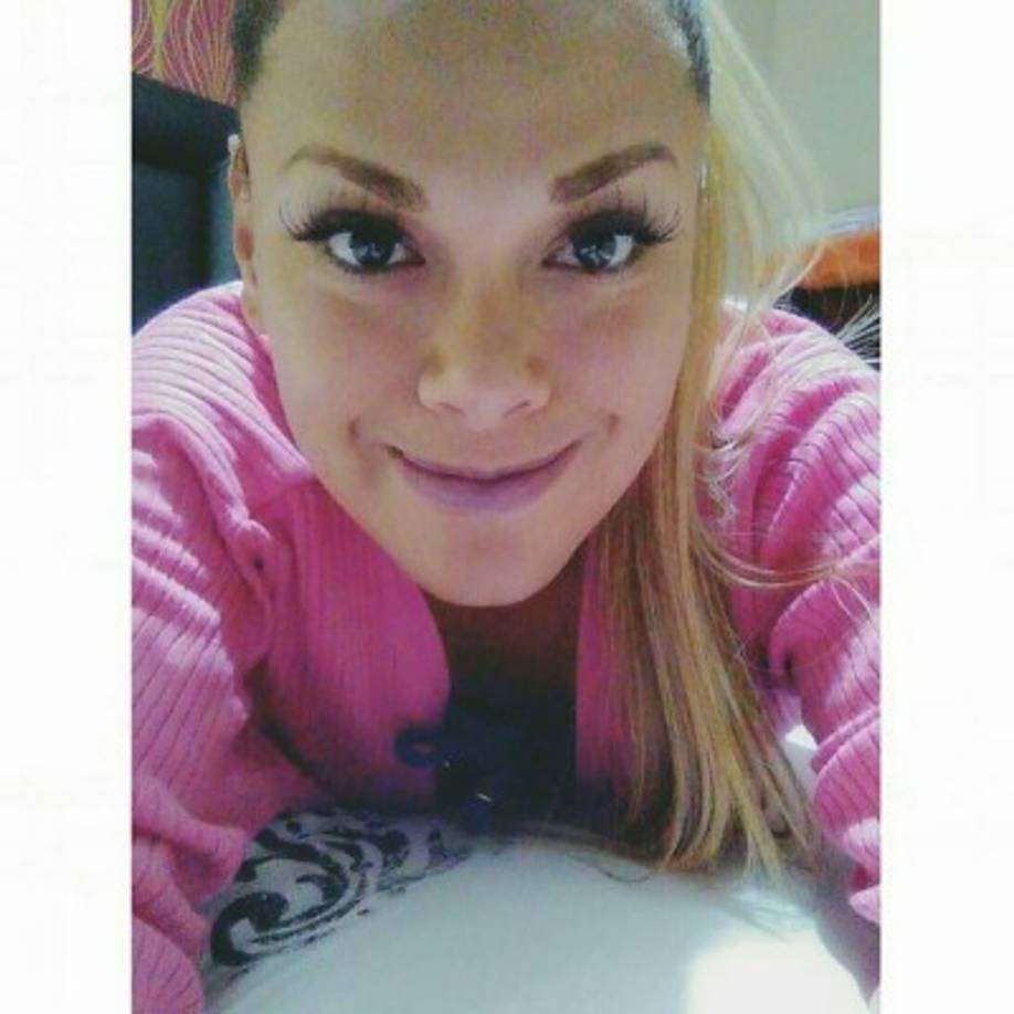 'La gente siempre va a criticar, pero nadie tiene derecho a discriminar. La organización Miss Perú es una plataforma inclusiva que busca empoderar a la mujer', indicó Newton, quien publicó en Instagram una foto suya junto con Valenzuela.