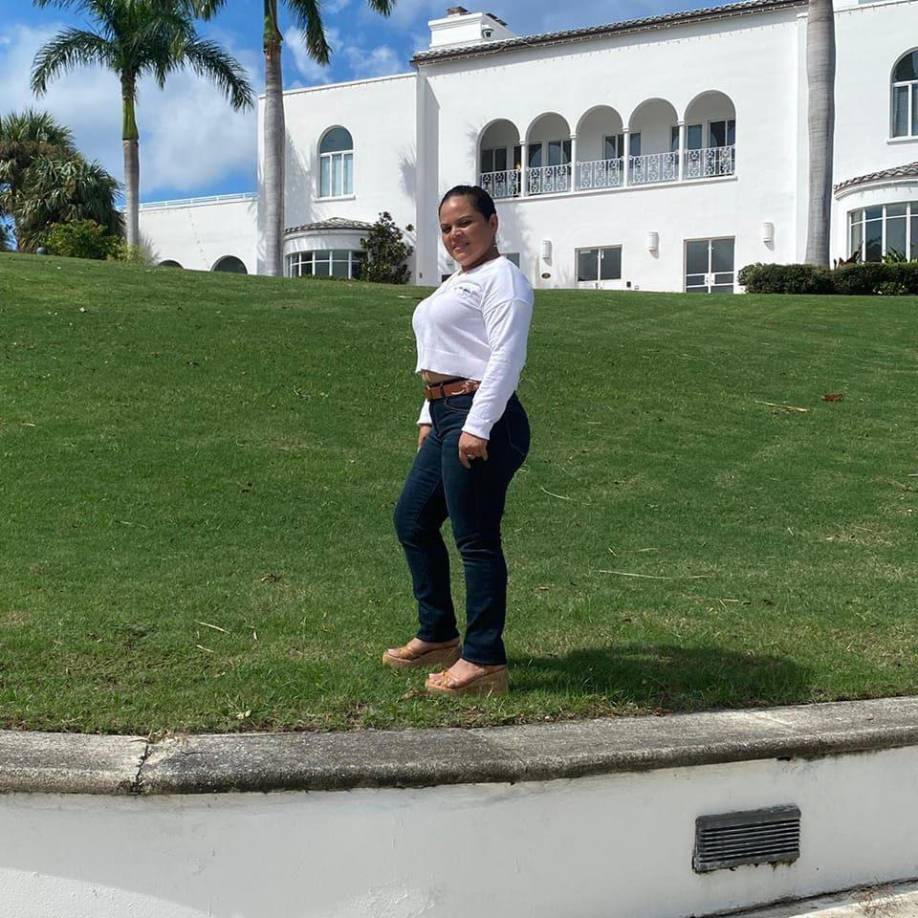 Azuzena era originaria del barrio Las Marías del municipio de La Unión, departamento de Lempira, al occidente de Honduras.