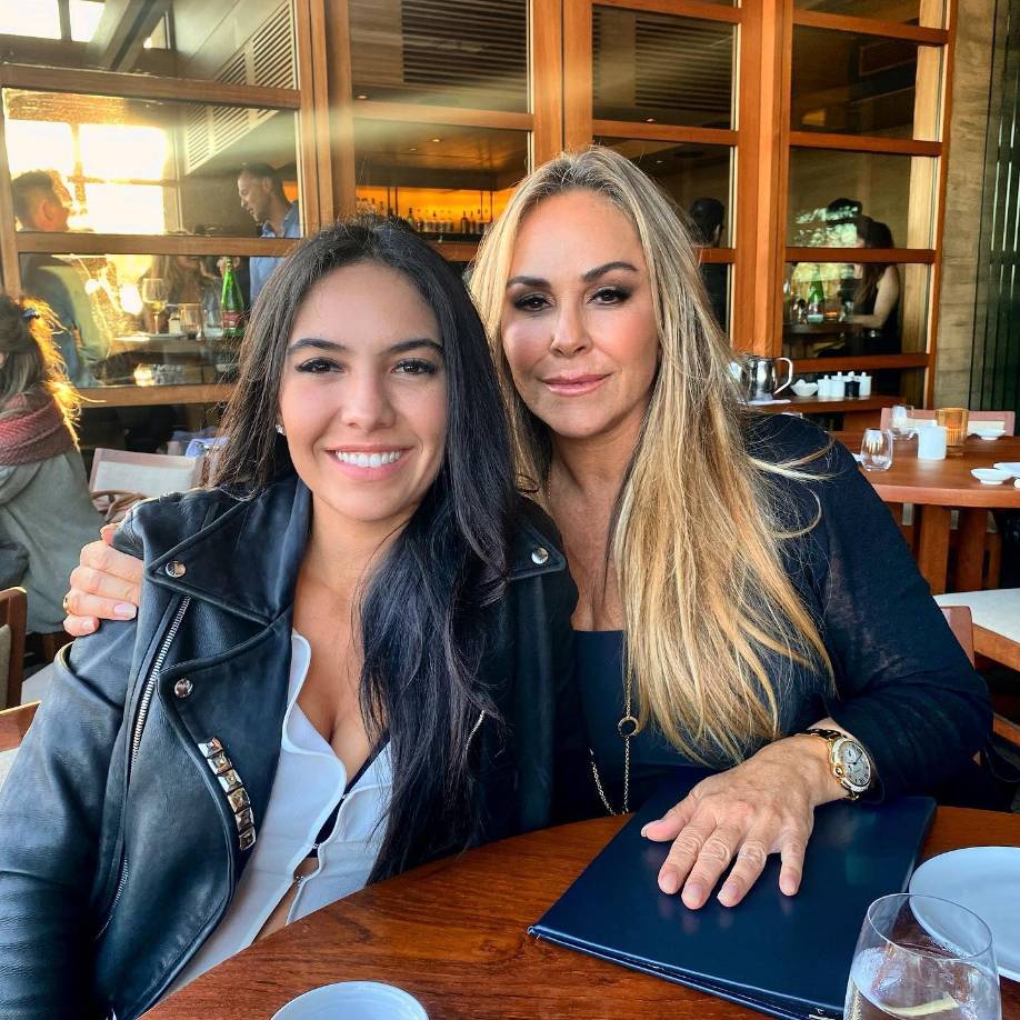 En el 2017 fue vinculada sentimentalmente con Mick Jagger, líder del grupo Rolling Stones. Así lo informó Hollywod Life que agregó que el romance habría durado aproximadamente un año.